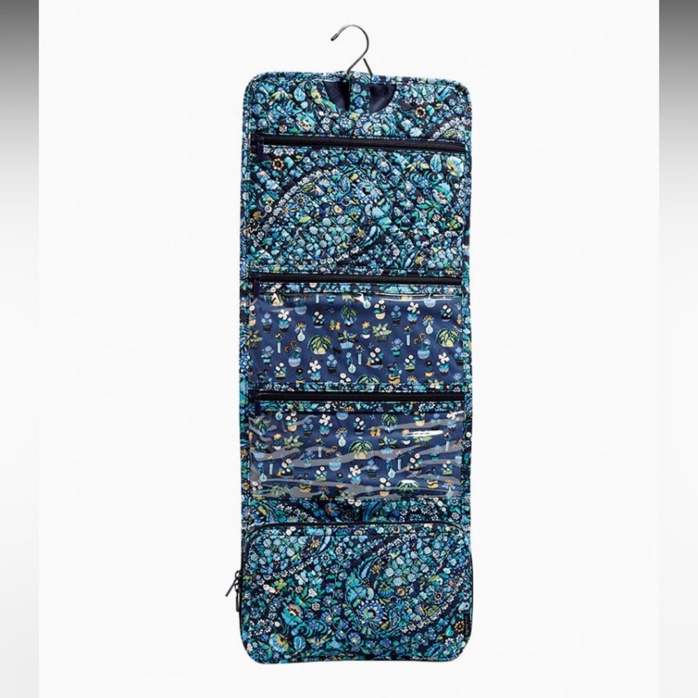 Vera Bradley Hanging Travel Organizer Dreamer Paisley